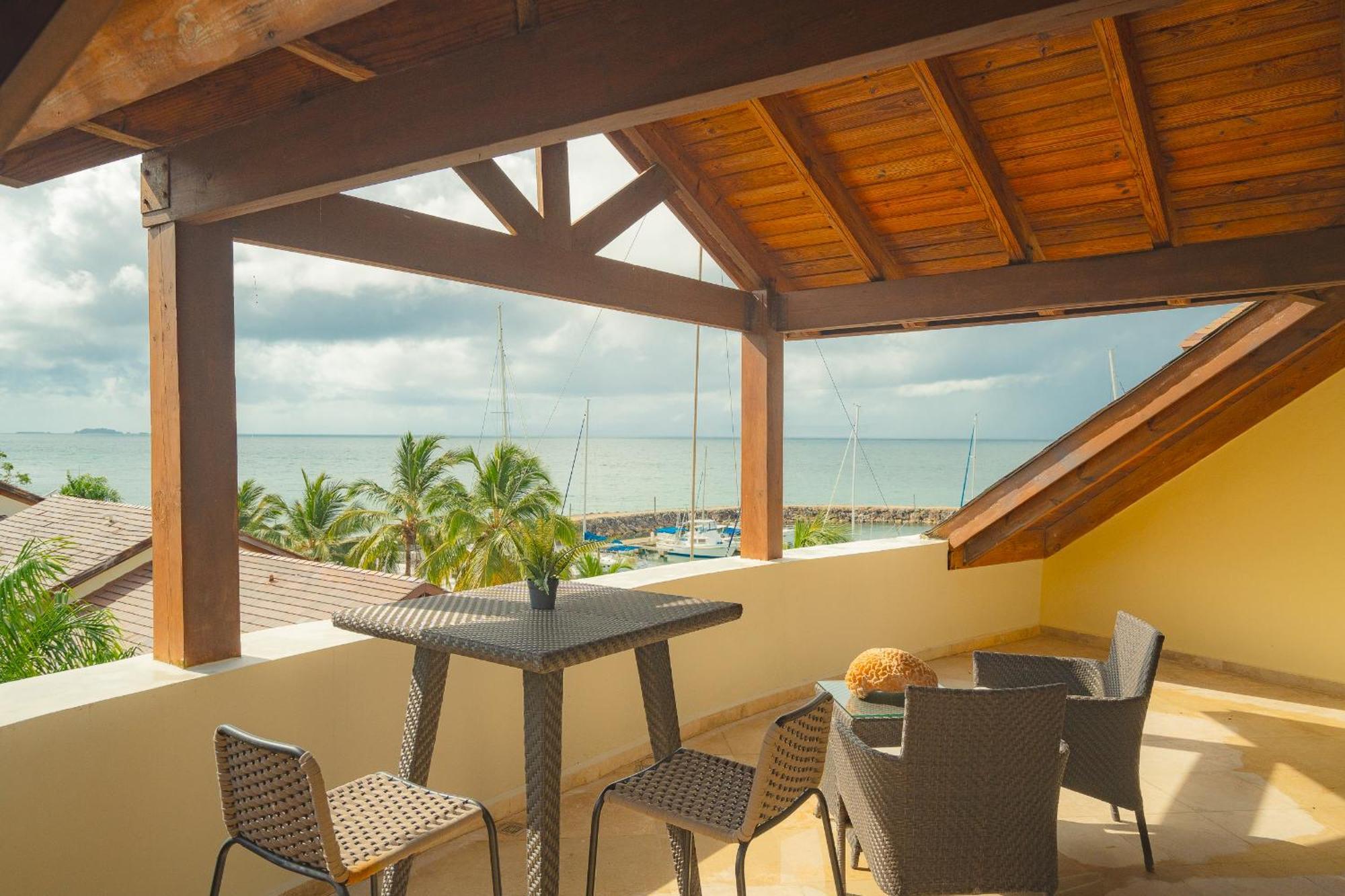The Bannister Hotel & Yacht Club By Mint Samana Экстерьер фото