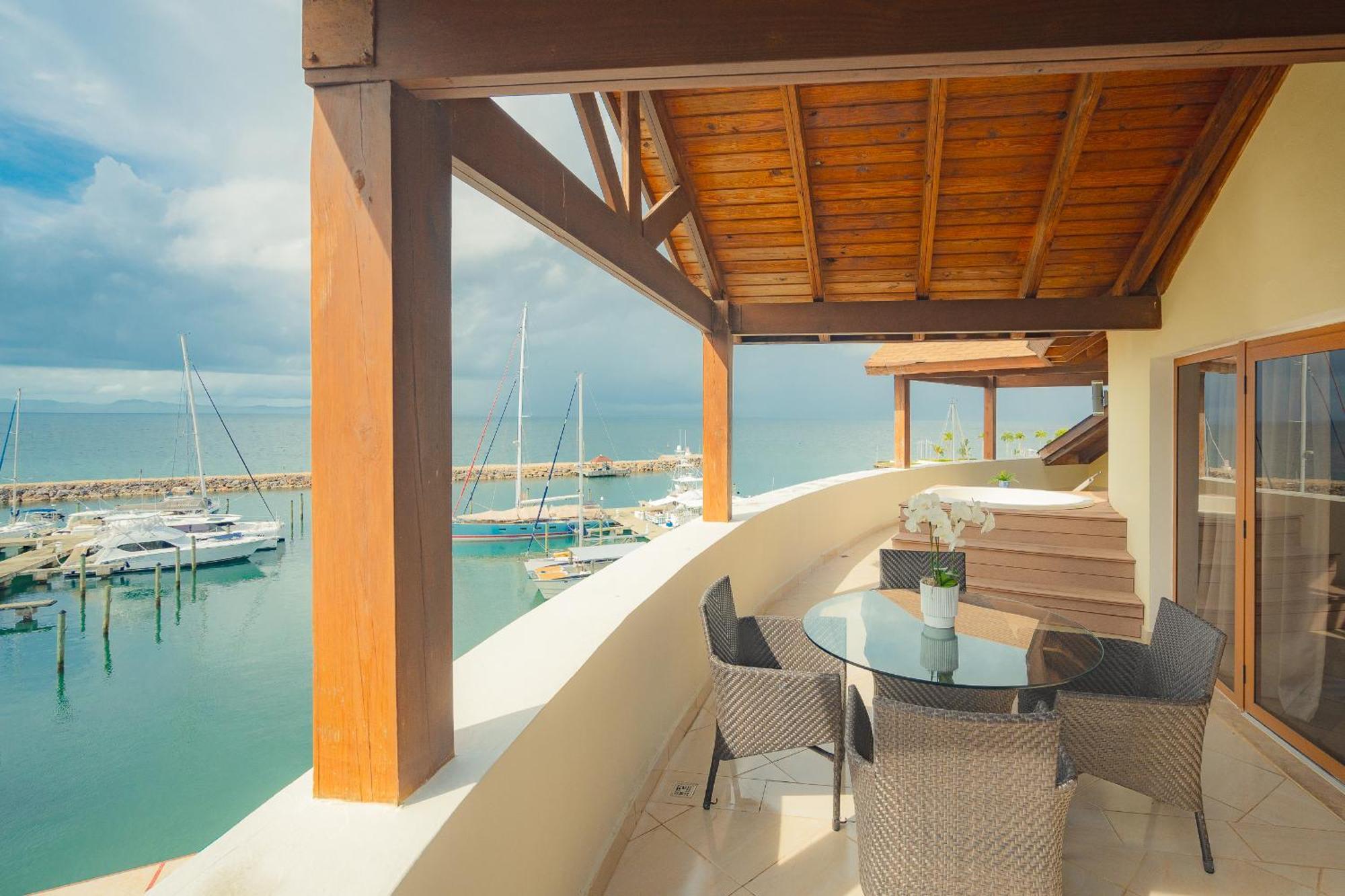 The Bannister Hotel & Yacht Club By Mint Samana Экстерьер фото