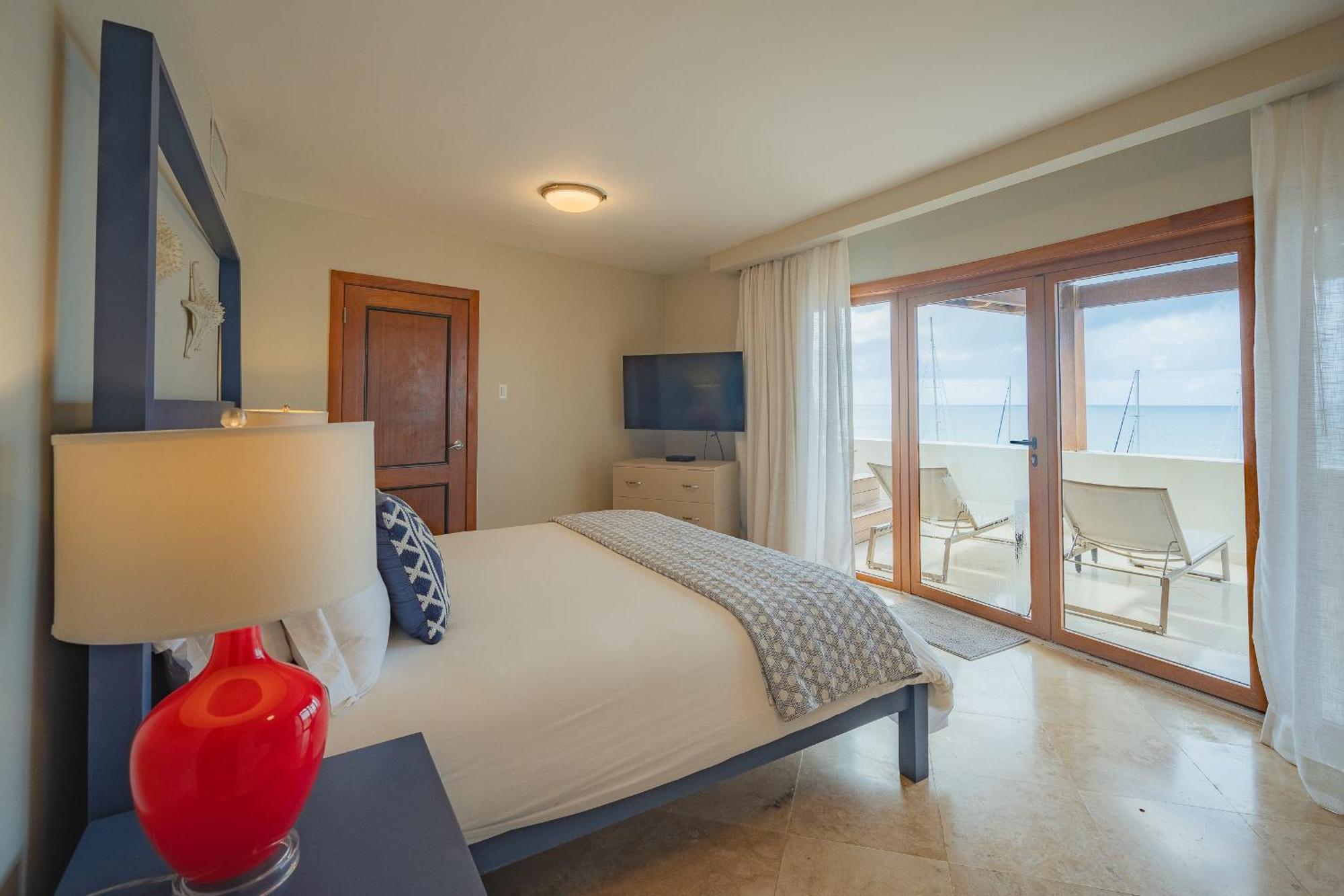 The Bannister Hotel & Yacht Club By Mint Samana Экстерьер фото